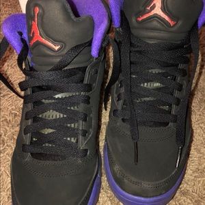 Air Jordan Retro 5 GG size 6 :)